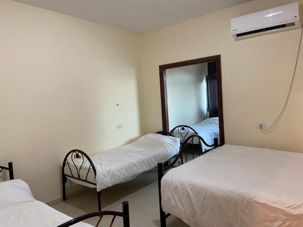 Jericho Waleed'S Hostel Exterior foto